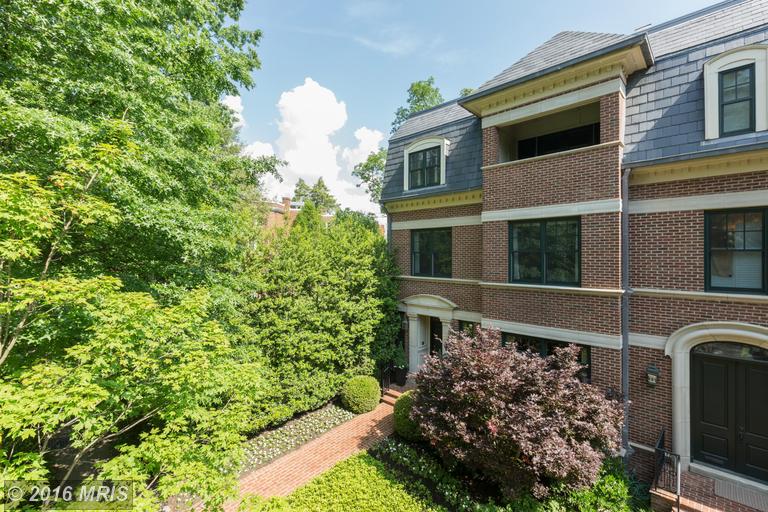 Where to Live in Washington DC without a Car? Movoto