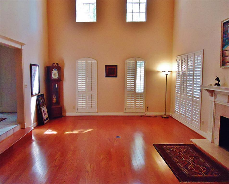 underlich Dr #APT 1806, Houston, TX 77069 M