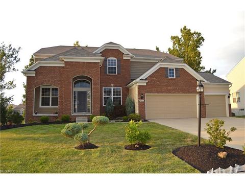 249 Homes for Sale in Strongsville, OH | Strongsville Real Estate - Movoto