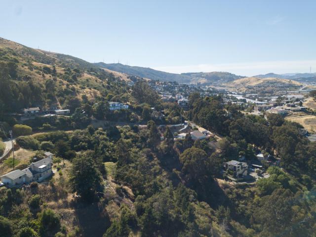 650 Harold Brisbane Ca 94005 0 Photos Mls Ml81798762 Movoto
