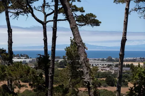 7567 Paseo Vis, Monterey, CA 93940