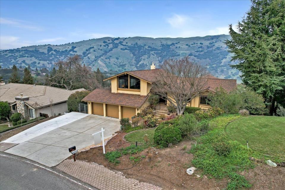 16245 Jackson Oaks Dr, Hill, CA 95037 53 Photos MLS 