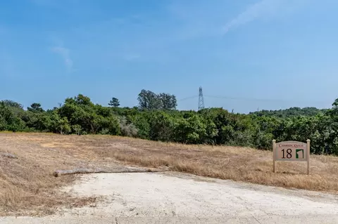 9055 Hidden Canyon Rd, Salinas, CA 93907 photo 2