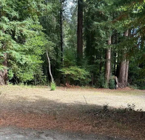 104 Mcpherson Ct, Boulder Creek, CA 95006