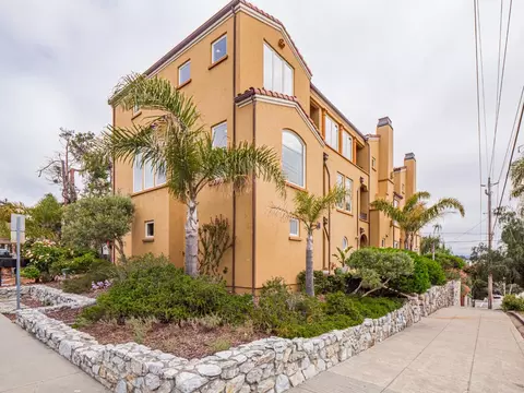 106 Younger Way A, Santa Cruz, CA 95060