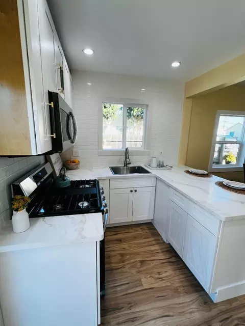 76 Nacional St, Salinas, CA 93901 photo 3