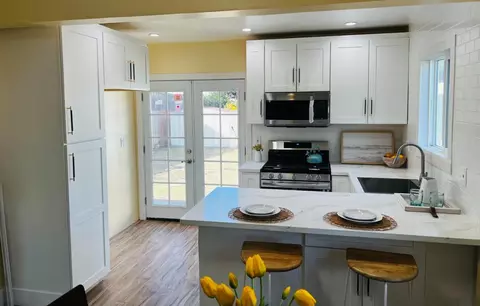 76 Nacional St, Salinas, CA 93901 photo 2