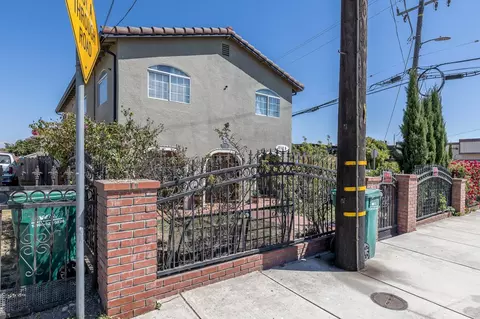 17105 El Rancho Way, Salinas, CA 93907 photo 2