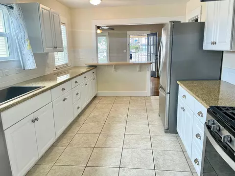 119 E San Luis St, Salinas, CA 93901 photo 9