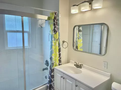 119 E San Luis St, Salinas, CA 93901 photo 10