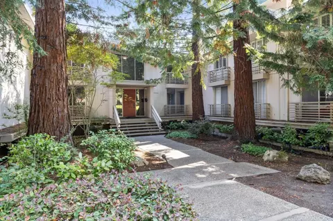1100 Sharon Park Dr 32, Menlo Park, CA 94025