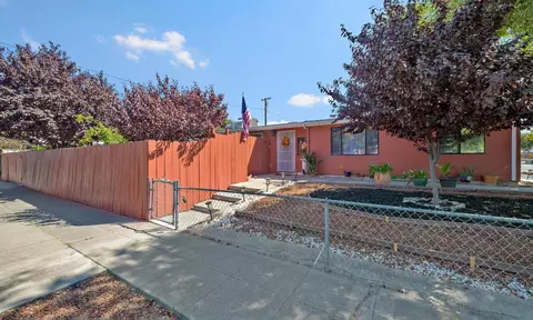 751 Lakewood Dr, Sunnyvale, CA 94089