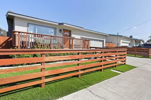 401 Alcalde Ave, Monterey, CA 93940 photo 2