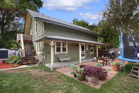 561 30th Ave, Santa Cruz, CA 95062