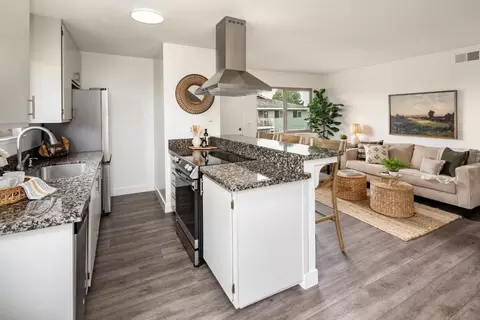 1385 45th Ave 4, Capitola, CA 95010