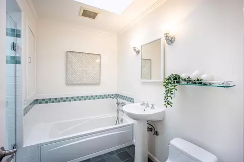 2108 29th Ave, San Francisco, CA 94116 photo 9