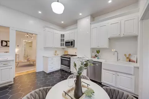 Kitchen - 2662 22nd St A, San Francisco, CA 94110 photo 3 of 7