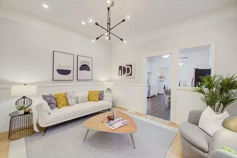 Living - 2662 22nd St A, San Francisco, CA 94110 photo 8 of 11
