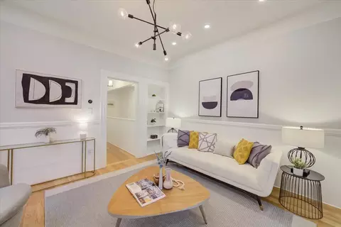Living - 2662 22nd St A, San Francisco, CA 94110 photo 6 of 11
