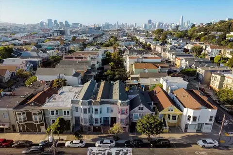 View/Area - 2662 22nd St A, San Francisco, CA 94110 photo 1 of 4