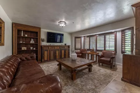 Living - 17520 Foothill Cir, Salinas, CA 93908 photo 2 of 8