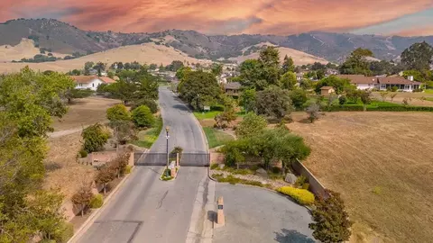 View/Area - 17520 Foothill Cir, Salinas, CA 93908 photo 1 of 1