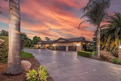 Exterior - 17520 Foothill Cir, Salinas, CA 93908 photo 2 of 9