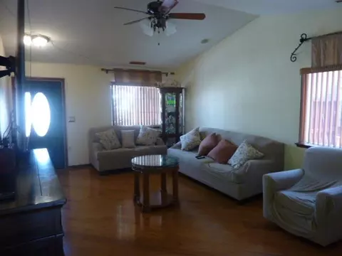 864 Las Flores St, Soledad, CA 93960 photo 3