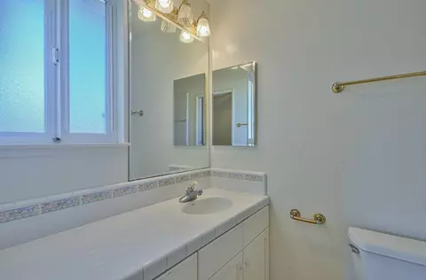 215 Encinada Dr, Salinas, CA 93901 photo 24