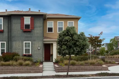 207 9th St, Marina, CA 93933 photo 1