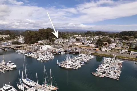 470 Lake Ave, Santa Cruz, CA 95062