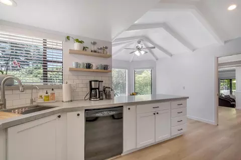 762 Estates Dr, Aptos, CA 95003 photo 8