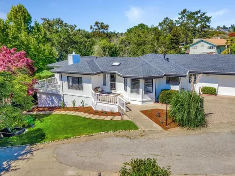 762 Estates Dr, Aptos, CA 95003 photo 2