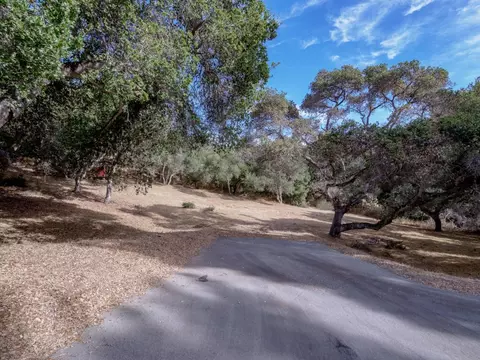 8730 Eagles Roost Rd, Salinas, CA 93907 photo 3