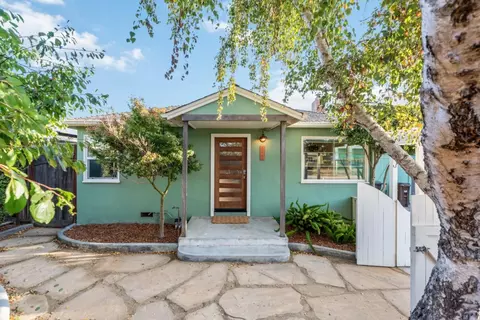 1743 Delaware Ave, Santa Cruz, CA 95060