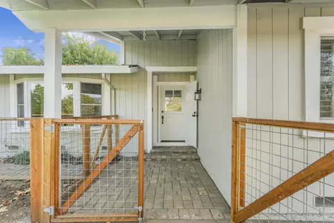1035 Malo Ct, Gilroy, CA 95020 photo 3