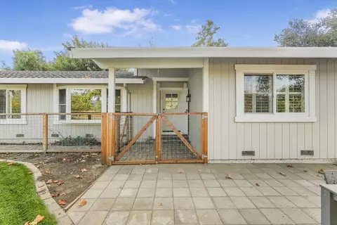1035 Malo Ct, Gilroy, CA 95020 photo 2