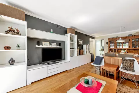 675 Sharon Park Dr 109, Menlo Park, CA 94025