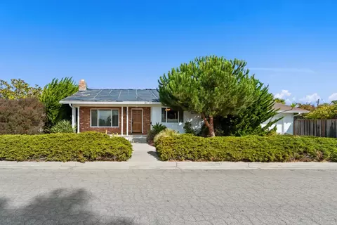 720 Gharkey St, Santa Cruz, CA 95060