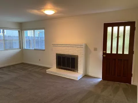 1103 Mcclellan Ave, Monterey, CA 93940 photo 11