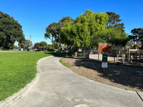 1103 Mcclellan Ave, Monterey, CA 93940 photo 27
