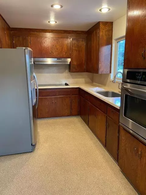 1103 Mcclellan Ave, Monterey, CA 93940 photo 7