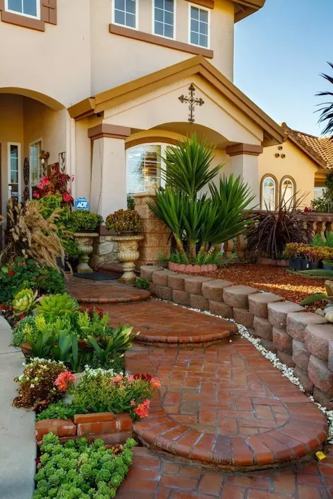424 Victoria Ave, Salinas, CA 93906 photo 3