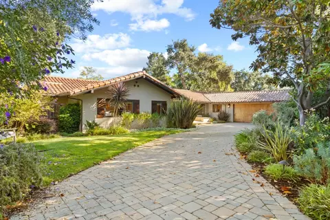 1056 Cascade Dr, Menlo Park, CA 94025