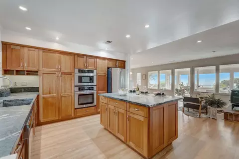 720 Corona Dr, Pacifica, CA 94044 photo 3