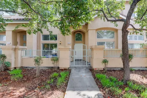 5976 Capriana Cmn 143, Fremont, CA 94555