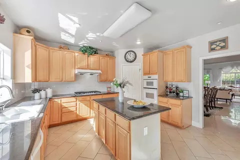 751 Pecan Way, Campbell, CA 95008 photo 12
