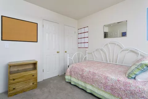1137 N Carey Ave, Clovis, CA 93611 photo 19