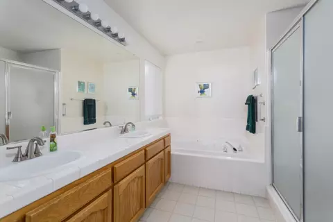 1137 N Carey Ave, Clovis, CA 93611 photo 13