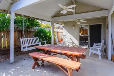 1137 N Carey Ave, Clovis, CA 93611 photo 22